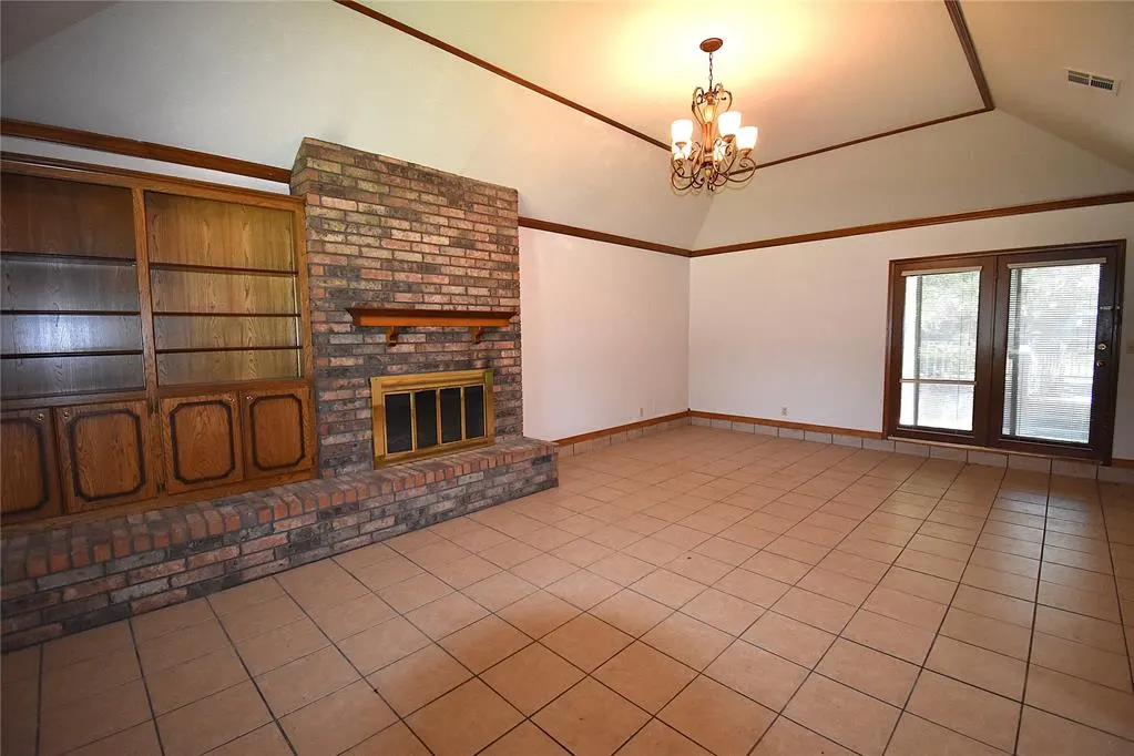 Photo 6 — 2449 Whispering Oak Drive, Seminole, OK 74868