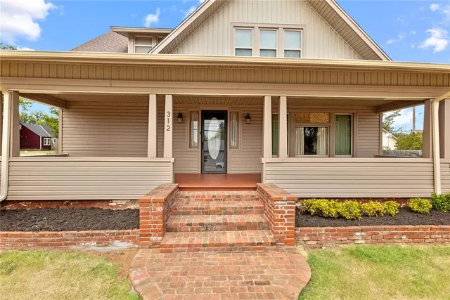 Photo 5 — 312 SW 3rd Street, Anadarko, OK 73005
