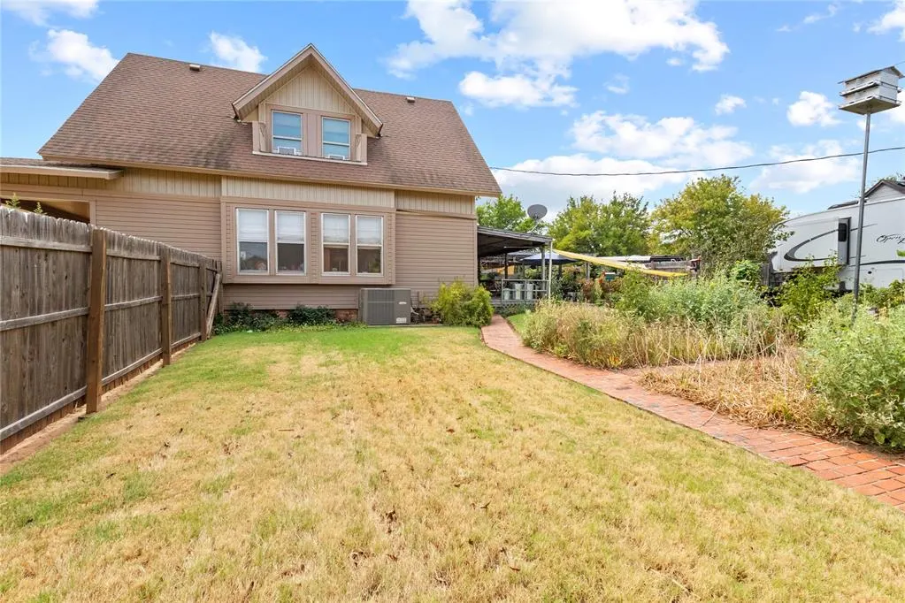 Photo 10 — 312 SW 3rd Street, Anadarko, OK 73005