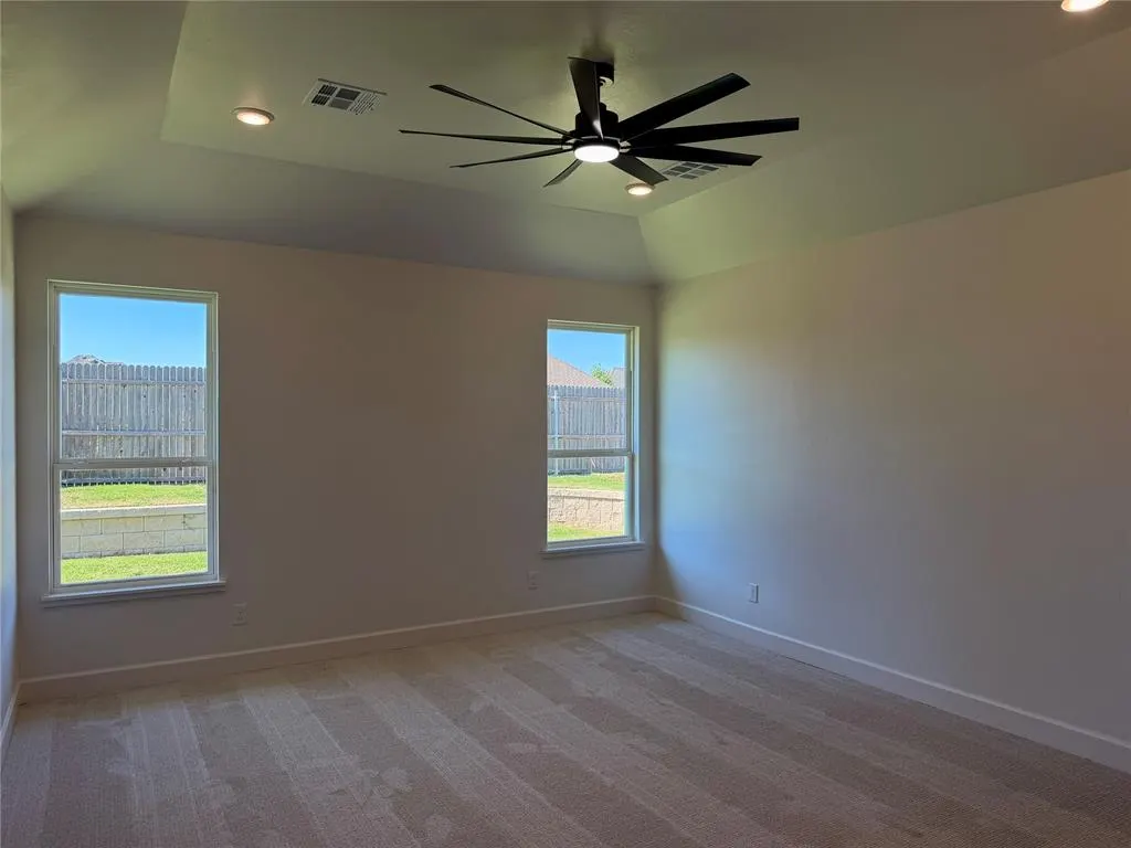 Photo 9 — 12813 Cobblestone Curve Road, Oklahoma City, OK 73142