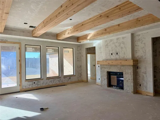 Photo 2 — 12901 Cobblestone Curve Road, Oklahoma City, OK 73142