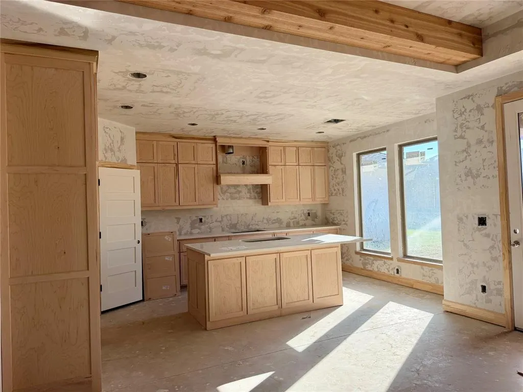 Photo 3 — 12901 Cobblestone Curve Road, Oklahoma City, OK 73142