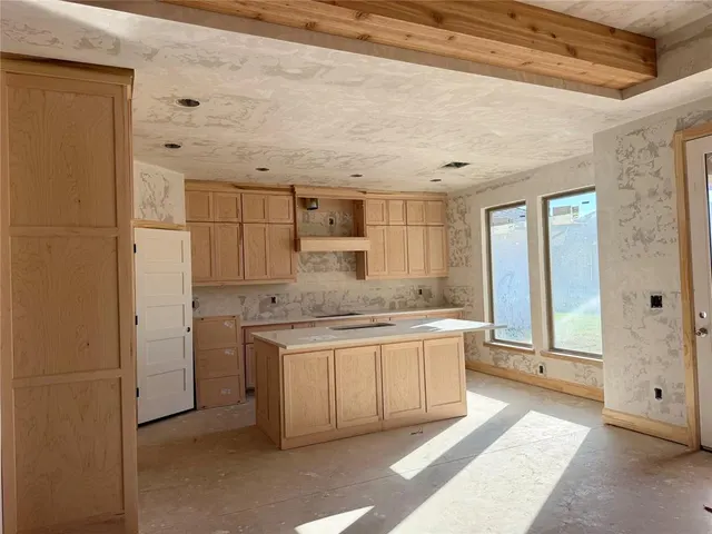 Photo 3 — 12901 Cobblestone Curve Road, Oklahoma City, OK 73142