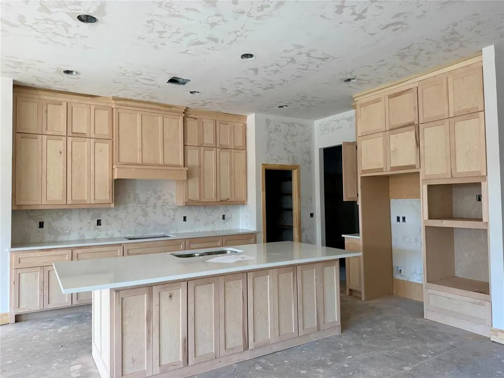 Photo 3 — 12905 Cobblestone Curve Road, Oklahoma City, OK 73142