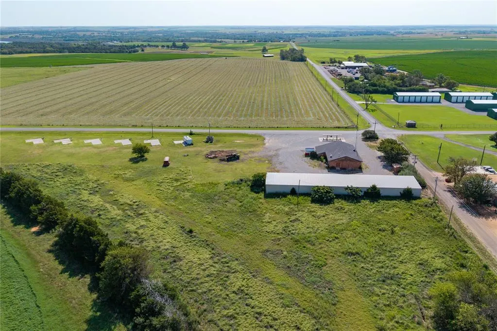 Photo 5 — 28198 County Street 2530, Fort Cobb, OK 73038