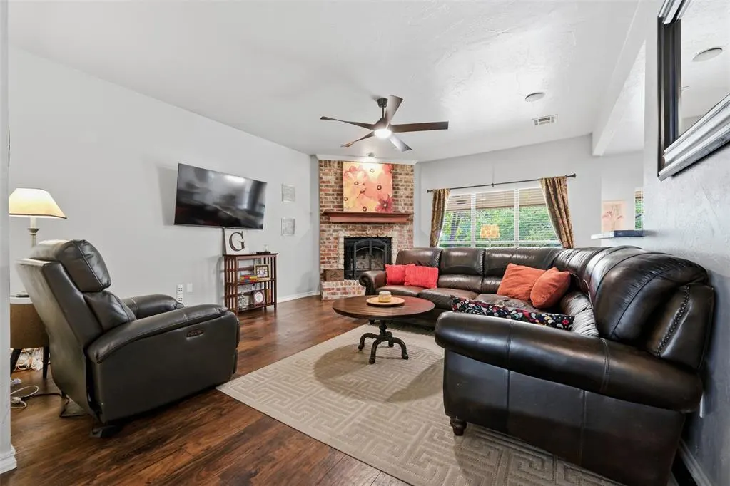 Photo 11 — 139 Tulip Trail, Edmond, OK 73025