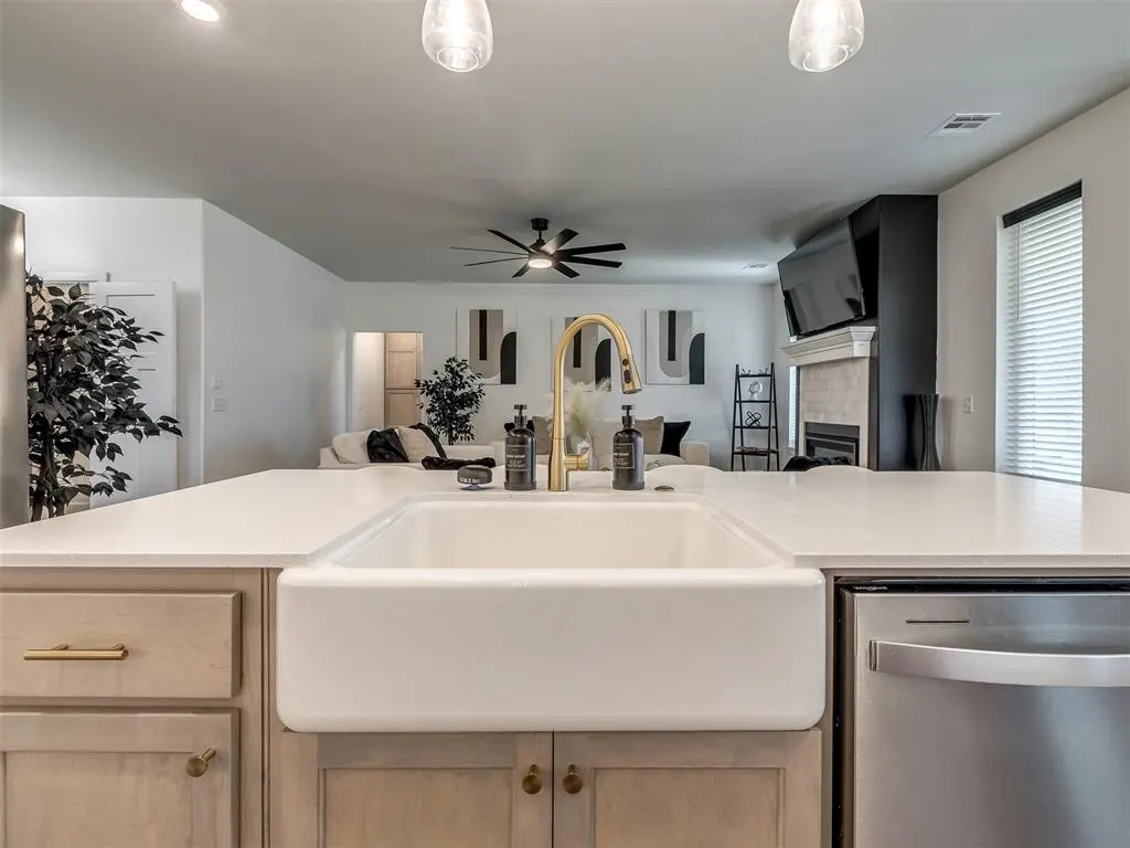 Photo 12 — 101 Carlow Way, Yukon, OK 73099