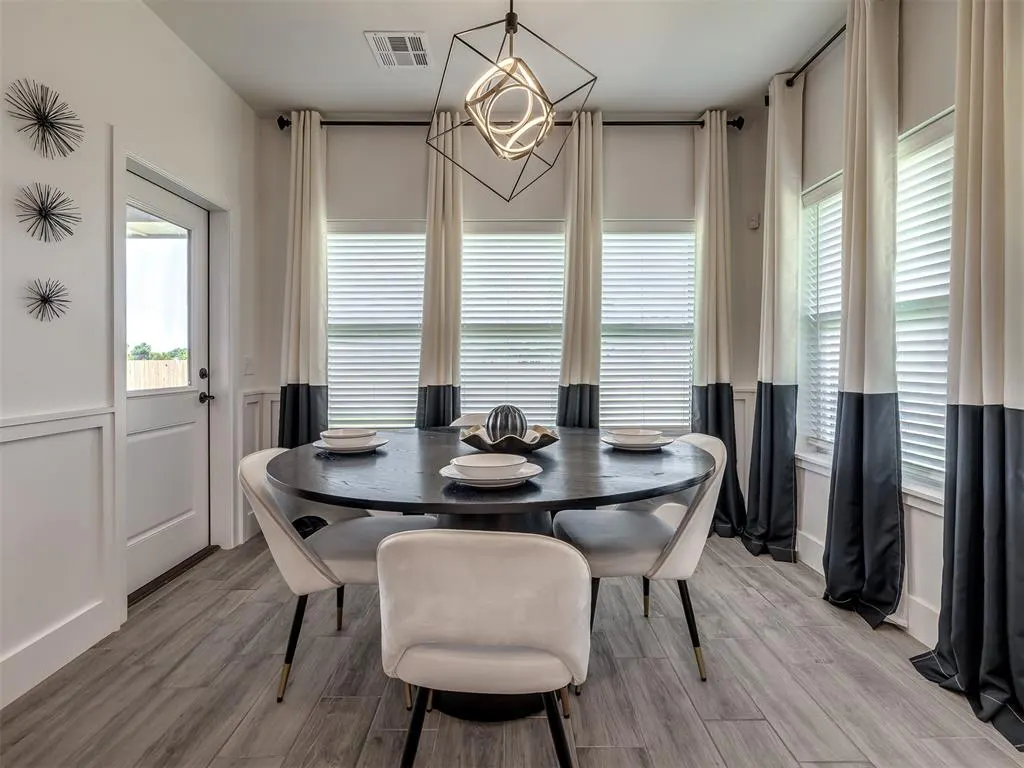 Photo 15 — 101 Carlow Way, Yukon, OK 73099