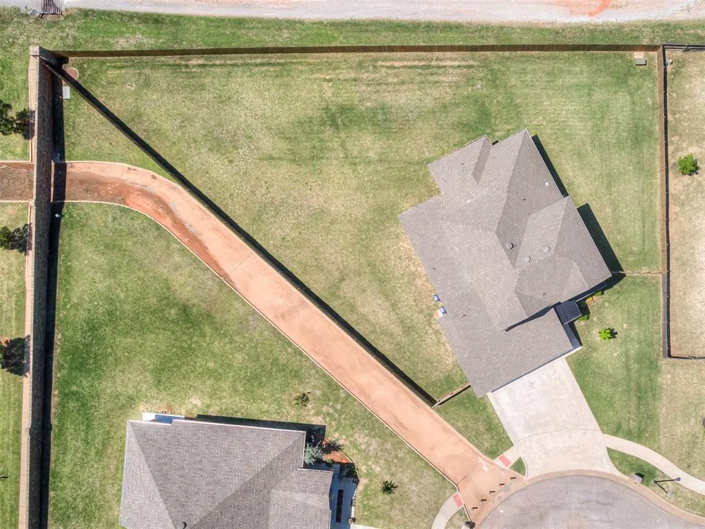 Photo 46 — 101 Carlow Way, Yukon, OK 73099