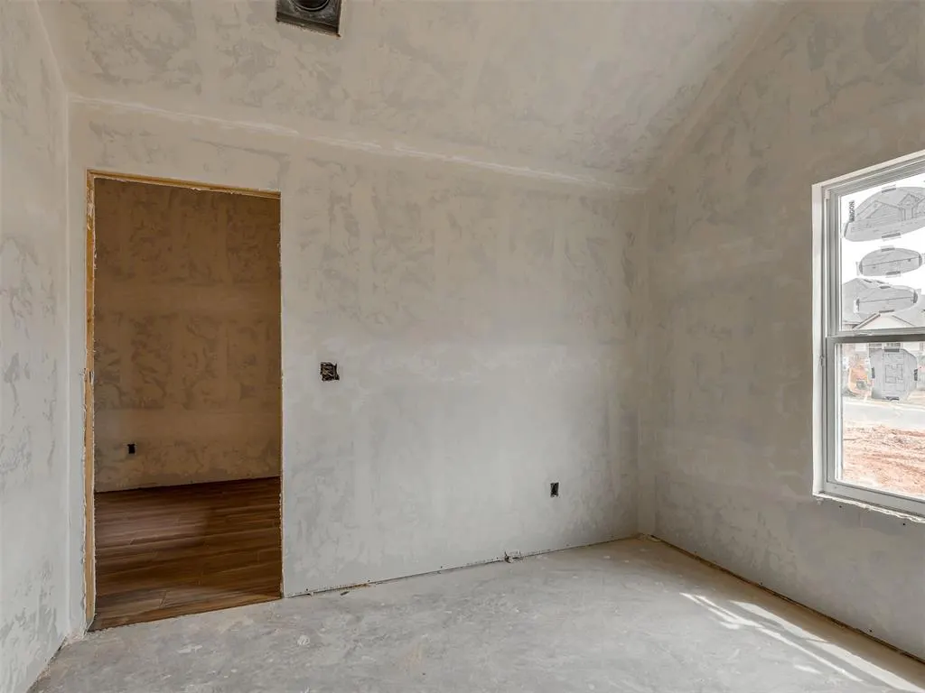 Photo 15 — 2133 Preserve Edge Drive, Edmond, OK 73034