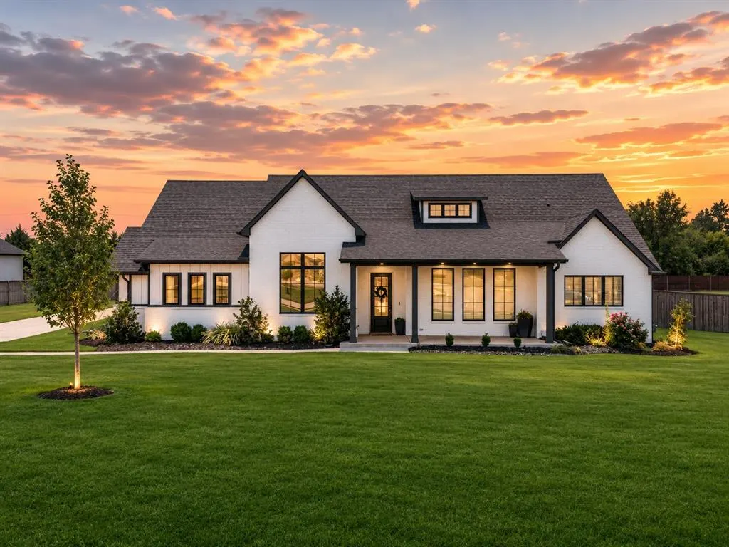 Front exterior — 2446 NW 220th Terrace, Edmond, OK 73025