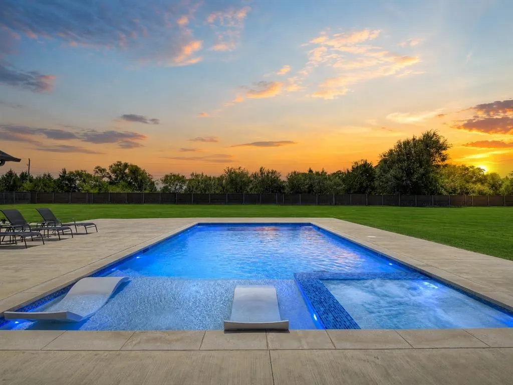 Photo 2 — 2446 NW 220th Terrace, Edmond, OK 73025
