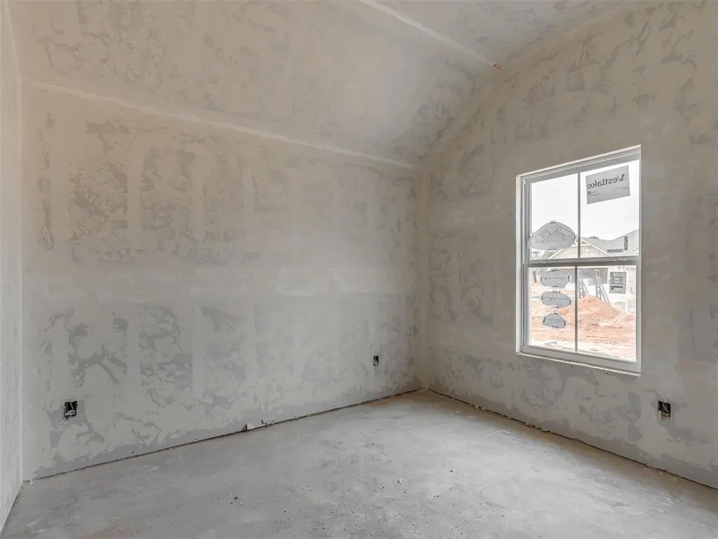 Photo 13 — 2216 Preserve Edge Drive, Edmond, OK 73034