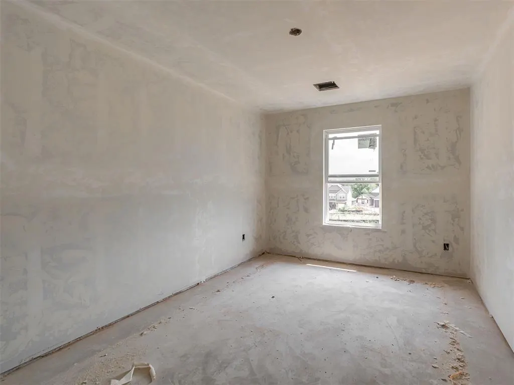 Photo 15 — 2216 Preserve Edge Drive, Edmond, OK 73034