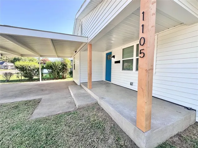 Photo 3 — 1105 N McKinley Avenue, Shawnee, OK 74801