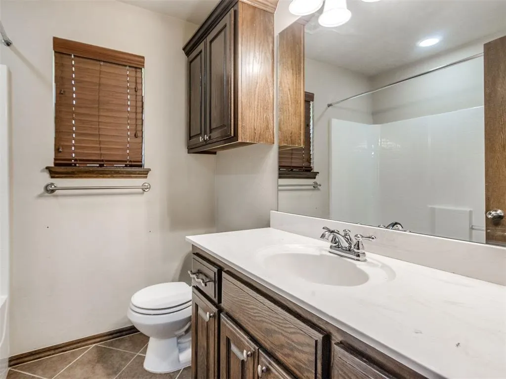 Photo 15 — 9217 Crooked Creek Lane, Oklahoma City, OK 73160