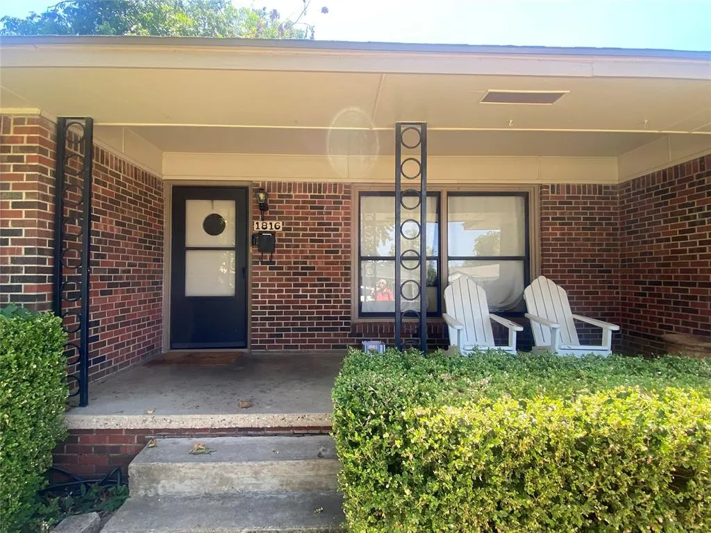 Photo 4 — 1816 Churchill Way, The Village, OK 73120
