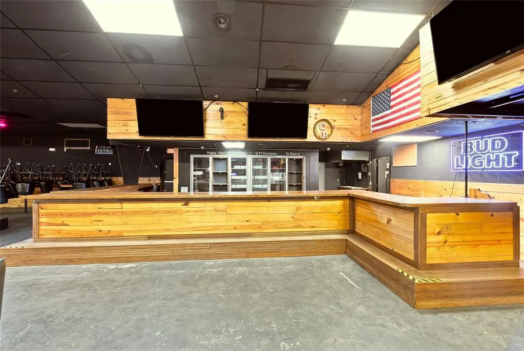Photo 9 — 2707 E 66 Highway, Elk City, OK 73644