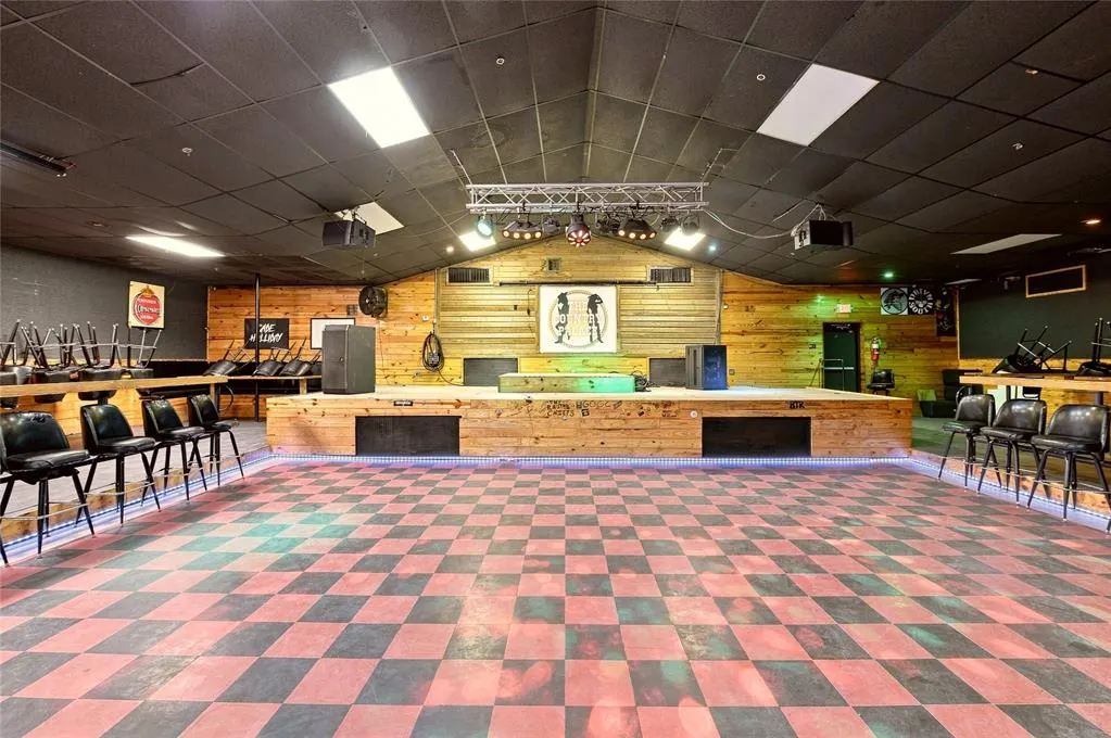 Photo 15 — 2707 E 66 Highway, Elk City, OK 73644