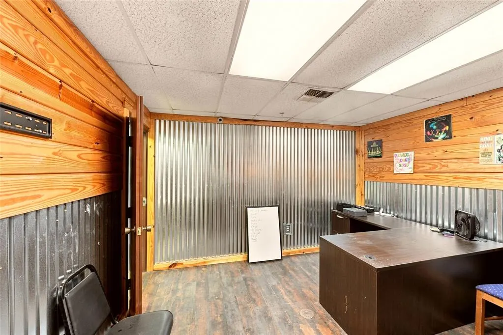 Photo 19 — 2707 E 66 Highway, Elk City, OK 73644