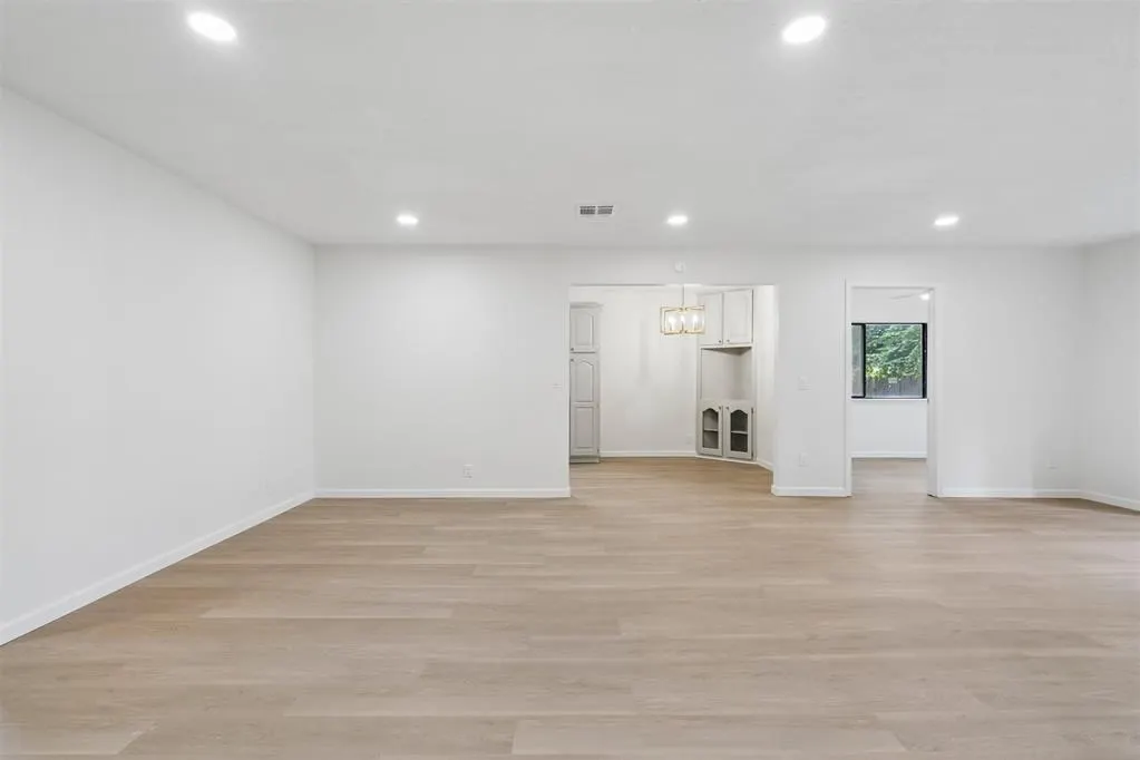 Photo 8 — 3216 SE 57th Street, Oklahoma City, OK 73135