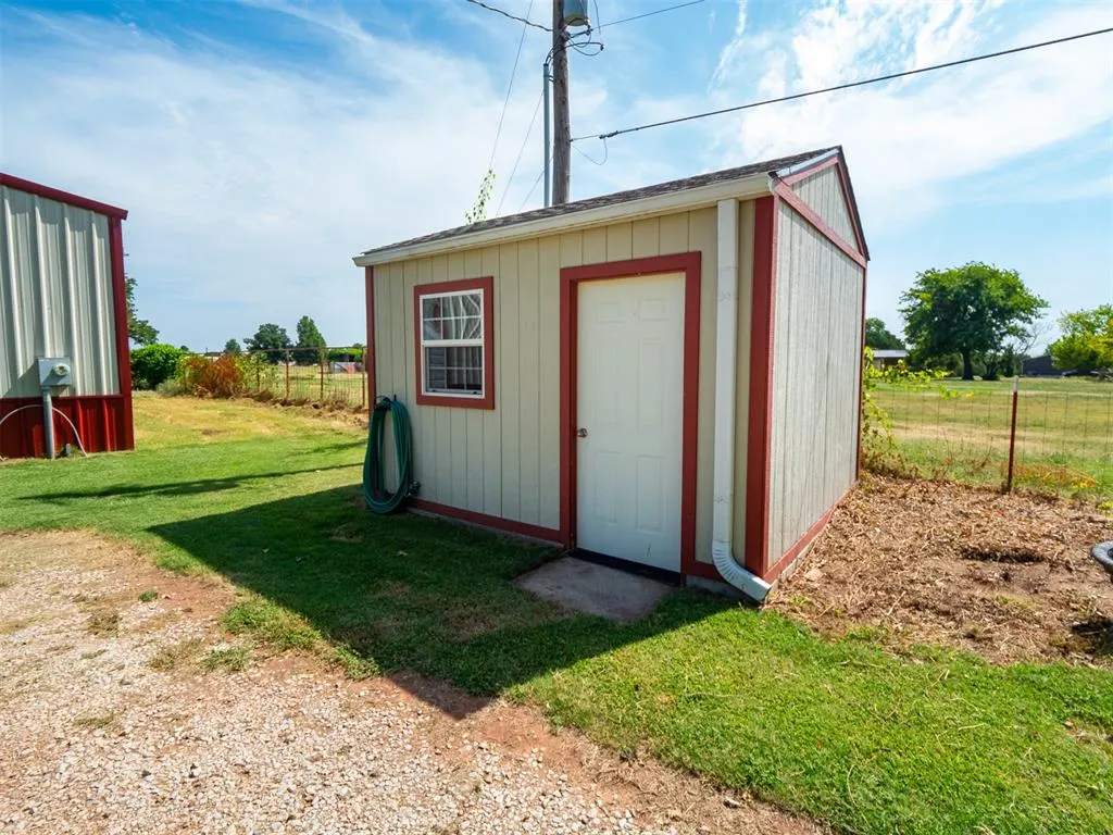 Photo 13 — 34210 Independence Street, Shawnee, OK 74804