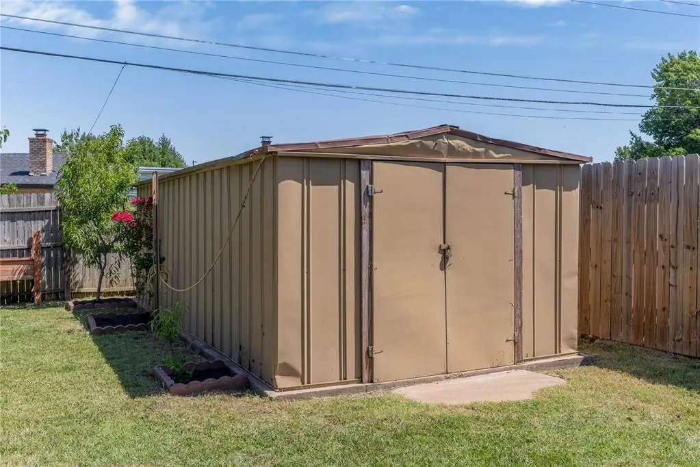 Photo 22 — 5701 NW 58th Street, Warr Acres, OK 73122