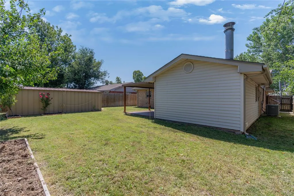 Photo 26 — 5701 NW 58th Street, Warr Acres, OK 73122