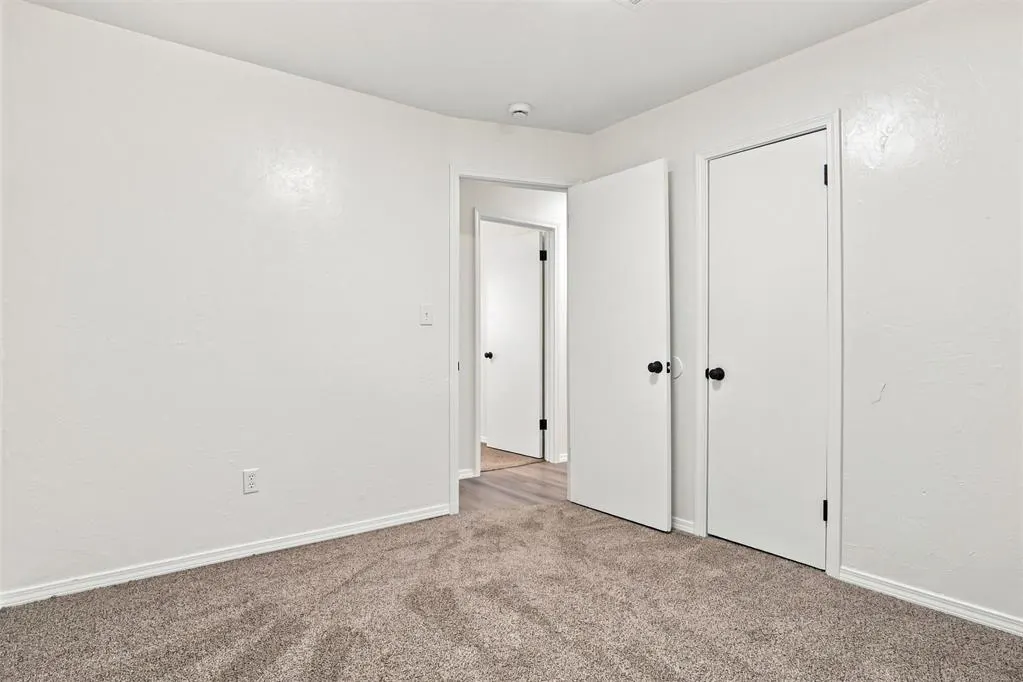 Photo 17 — 208 S Norman Avenue, Oklahoma City, OK 73160
