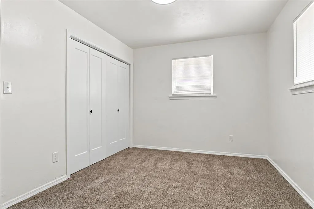 Photo 18 — 208 S Norman Avenue, Oklahoma City, OK 73160