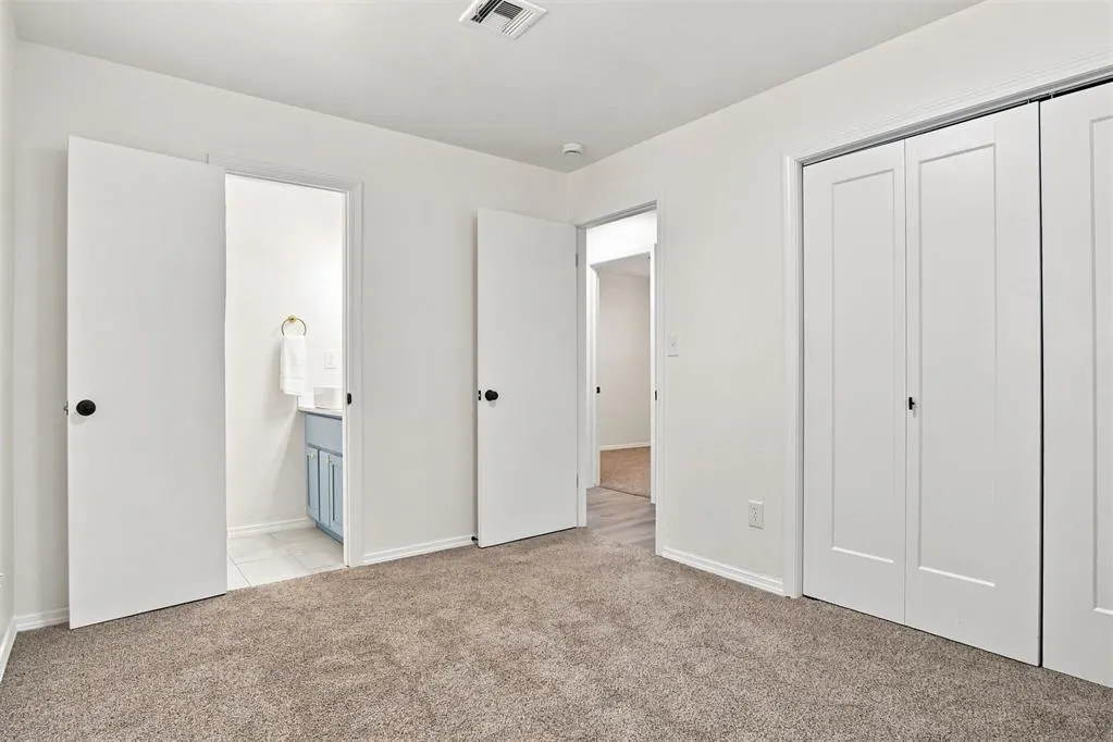 Photo 21 — 208 S Norman Avenue, Oklahoma City, OK 73160