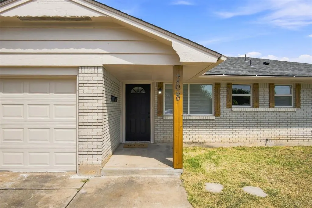 Photo 29 — 208 S Norman Avenue, Oklahoma City, OK 73160