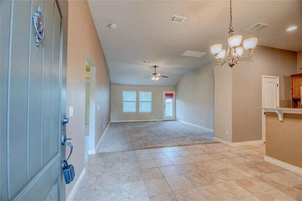 Photo 3 — 2719 Sharpish Way, Norman, OK 73069