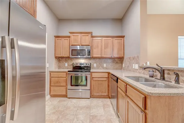 Photo 6 — 2719 Sharpish Way, Norman, OK 73069