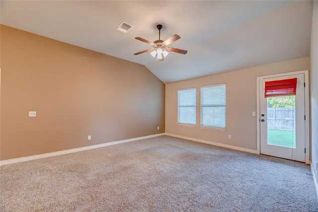 Photo 8 — 2719 Sharpish Way, Norman, OK 73069