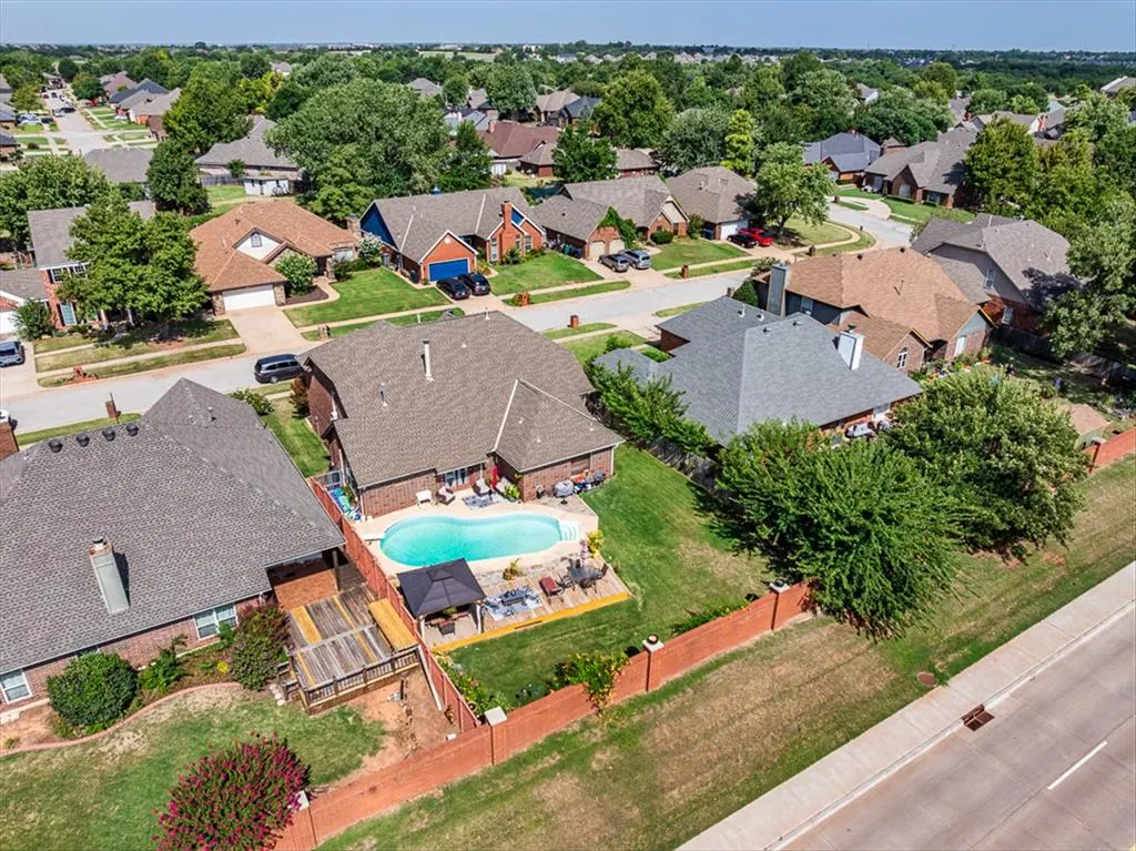 Photo 41 — 19704 Harness Court, Edmond, OK 73012
