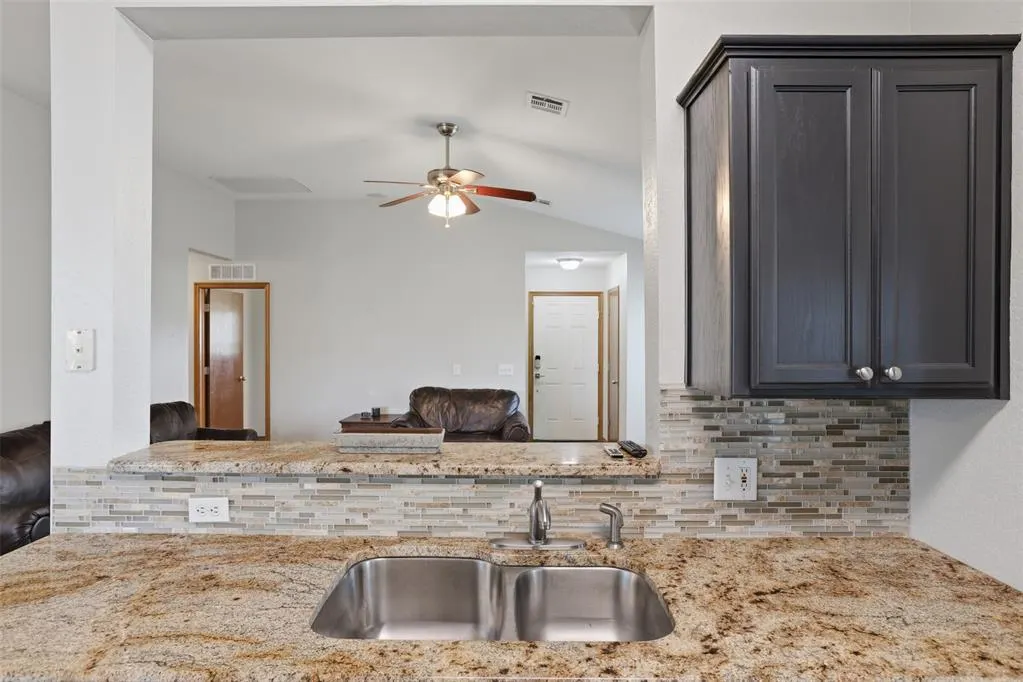 Photo 15 — 2008 Frost Lane, Norman, OK 73071