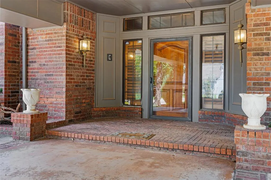 Photo 2 — 5016 Misty Glen Circle, Oklahoma City, OK 73142