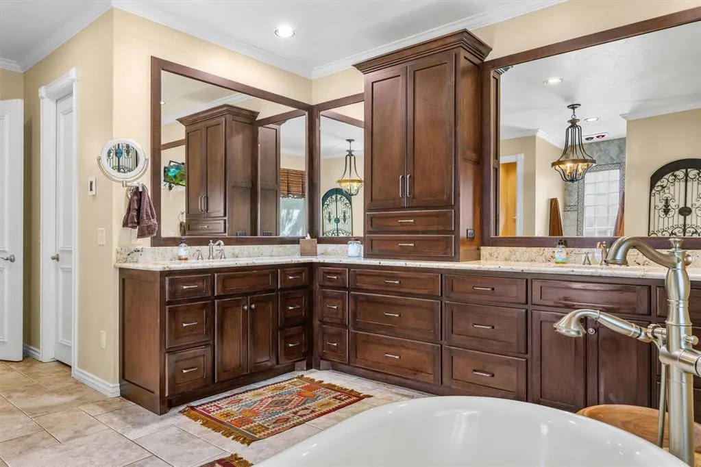 Photo 38 — 5016 Misty Glen Circle, Oklahoma City, OK 73142