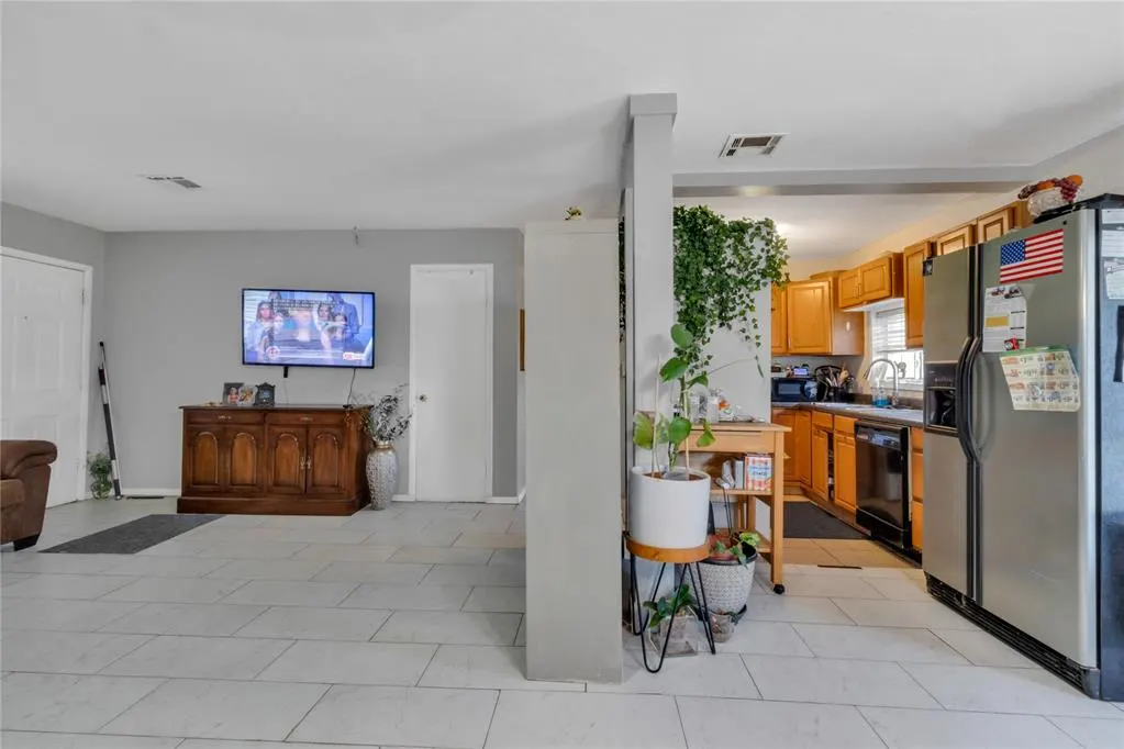 Photo 6 — 6028 NW 55th Street, Oklahoma City, OK 73122
