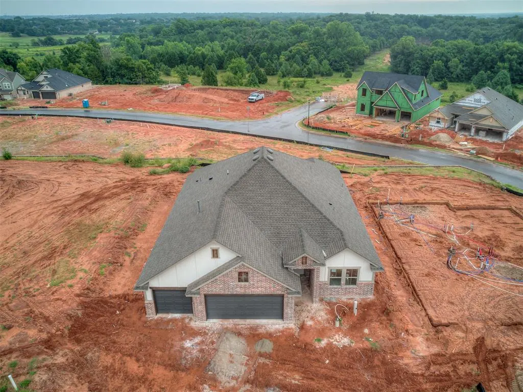 Photo 29 — 2140 Preserve Edge Drive, Edmond, OK 73034