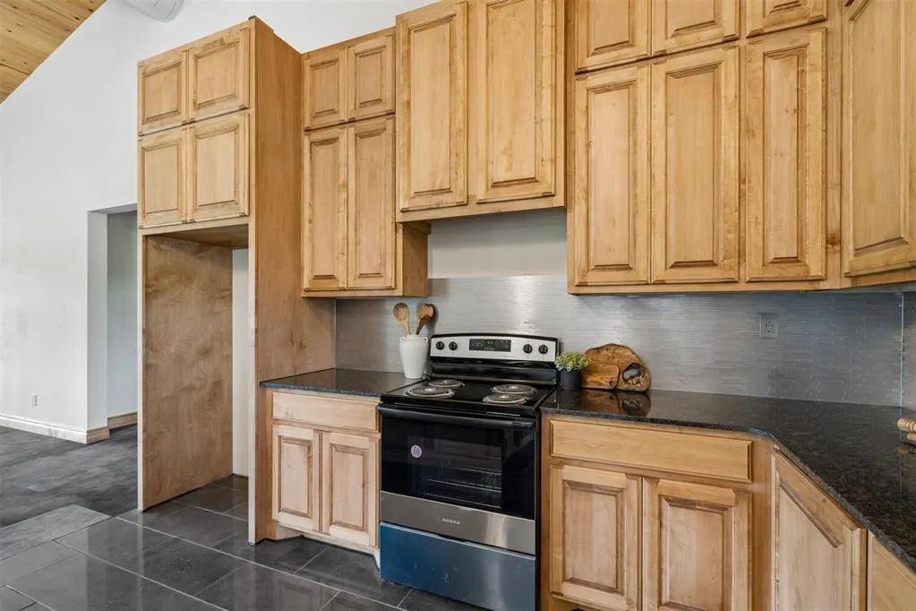 Photo 14 — 37950 W Macarthur Street, Shawnee, OK 74804