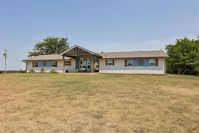 Photo 2 — 9966 NE Highway 33, Guthrie, OK 73044