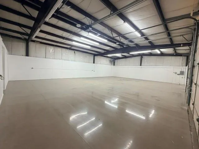 Photo 5 — 511 Tower Circle, Moore, OK 73160