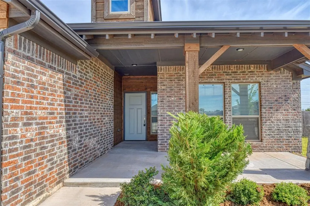 Photo 3 — 517 Elena Drive, Blanchard, OK 73010