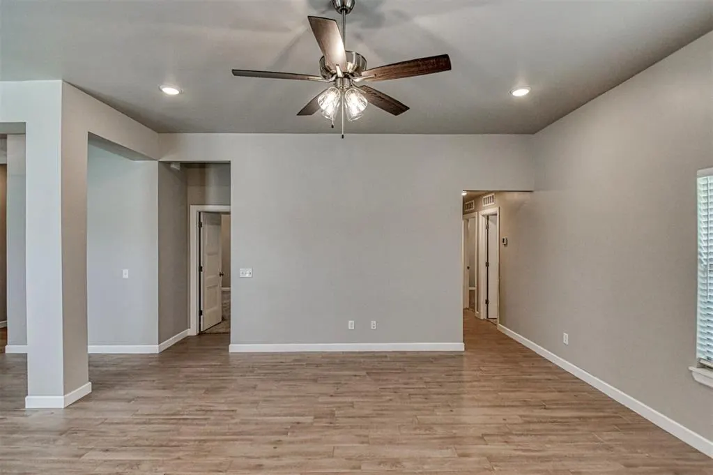 Photo 9 — 517 Elena Drive, Blanchard, OK 73010