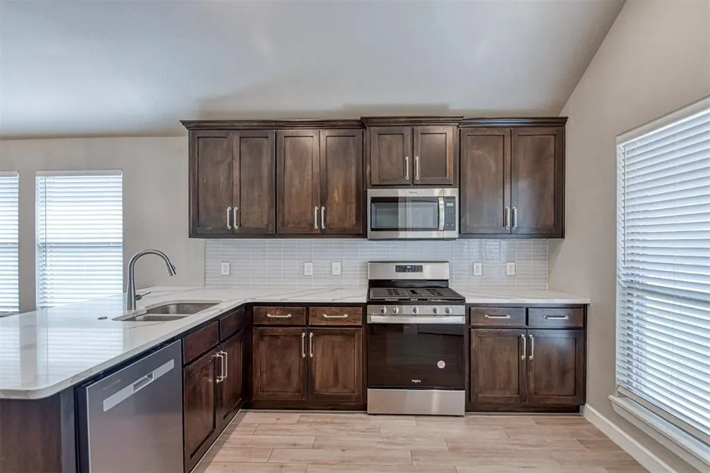 Photo 17 — 517 Elena Drive, Blanchard, OK 73010