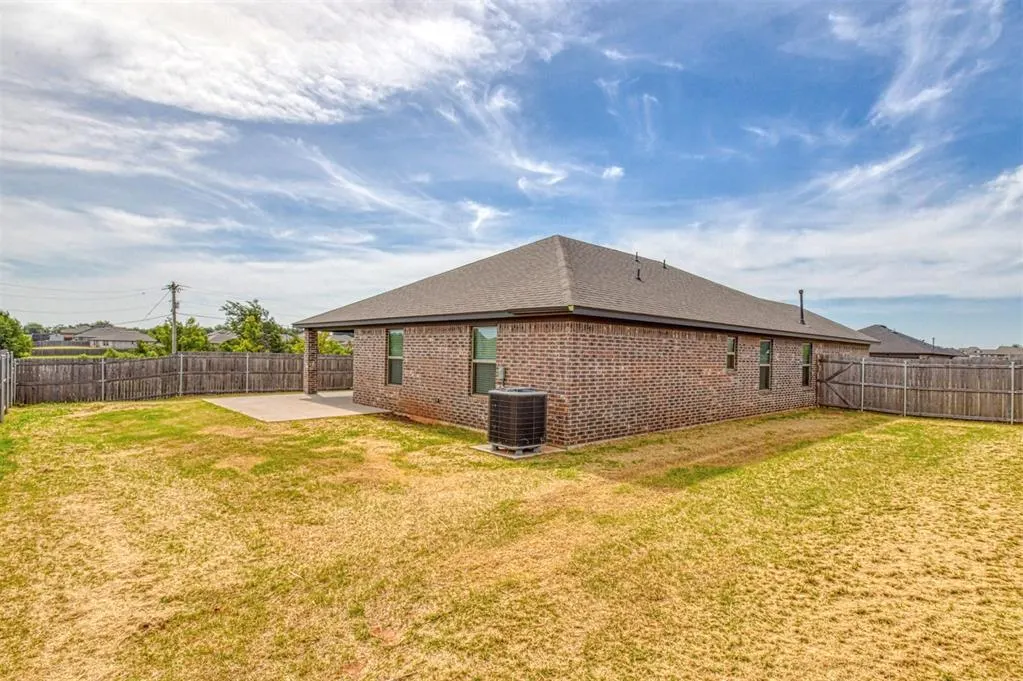 Photo 43 — 517 Elena Drive, Blanchard, OK 73010