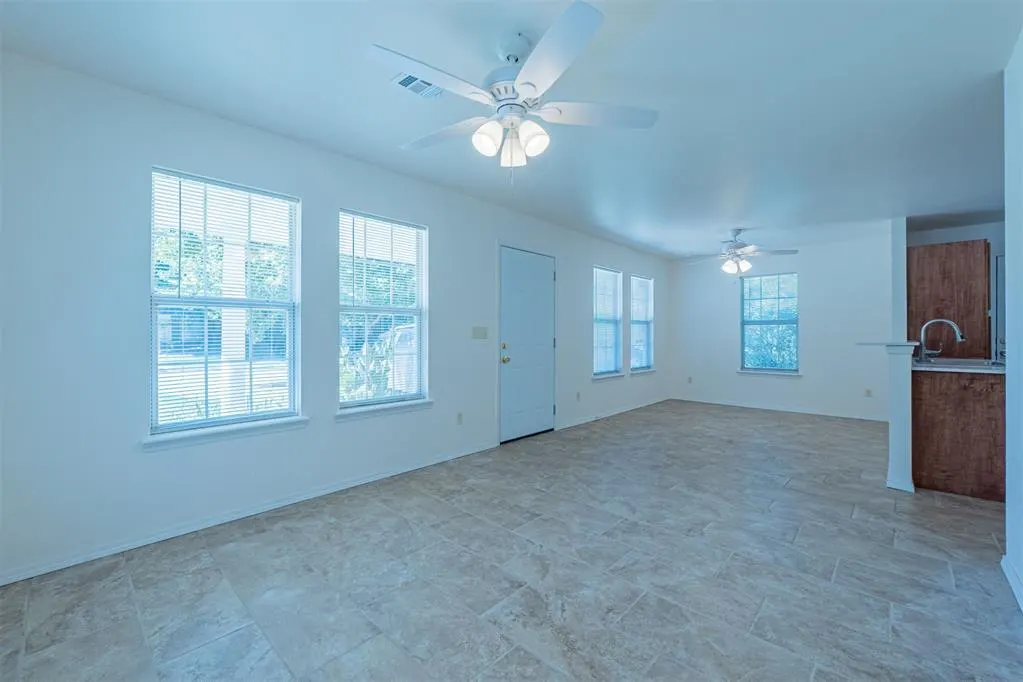 Photo 6 — 1601 NW 46th Street, Oklahoma City, OK 73118