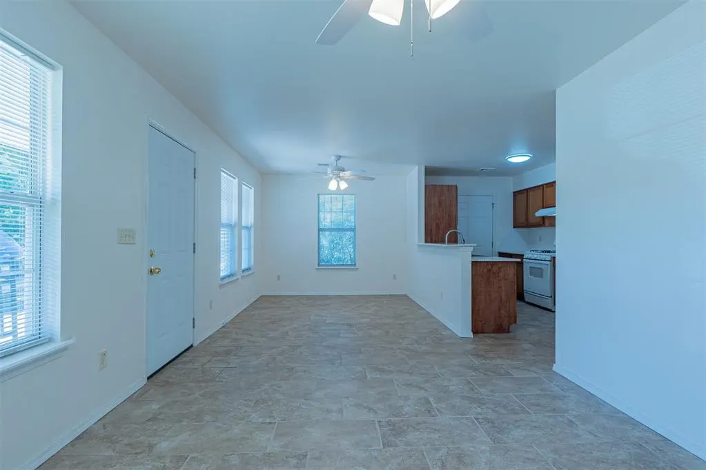 Photo 8 — 1601 NW 46th Street, Oklahoma City, OK 73118